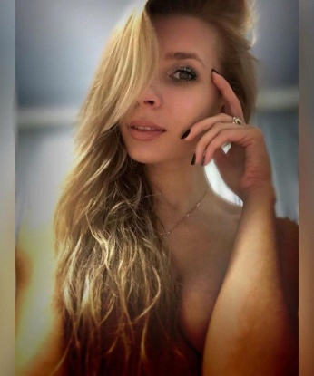 Анкета проститутки Викуся - город Большеустьикинское, 32 года, №8547